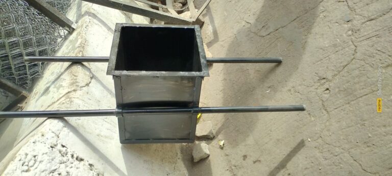 Concrete measurement box